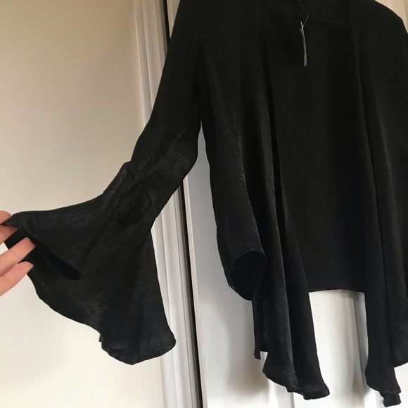 NWT M SATIN TIE UP BLOUSE - Picture 5 of 5